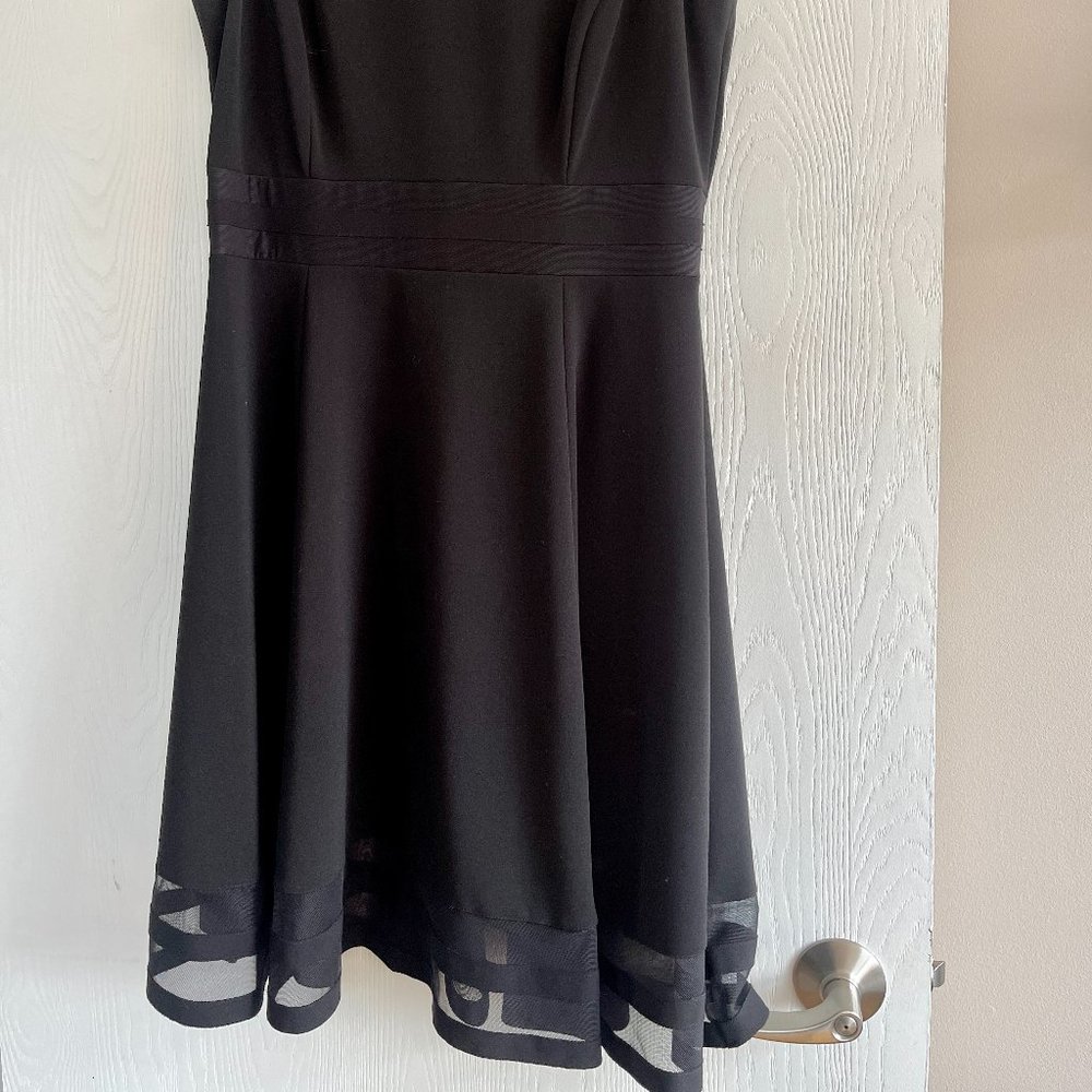 Calvin Klein Illusion-Trim Fit & Fare Dress